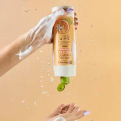 Kit corpo family - Docciashampoo + Crema corpo idratante + Scrub corpo tonificante