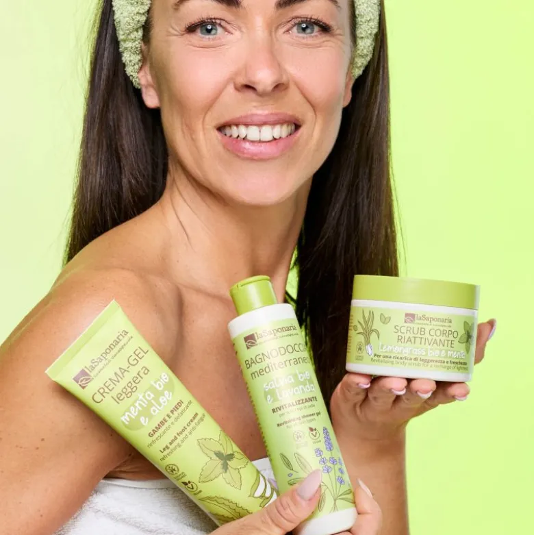 Kit corpo fresco - Bagnodoccia + Scrub corpo + Crema Leggera