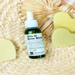 Olio di rosa mosqueta